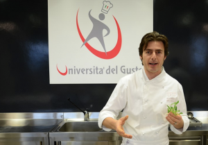 lo stellato trentino Giuliano Baldessari, chef del Ristorante "Aqua Crua" di Barbarano Vicentino.